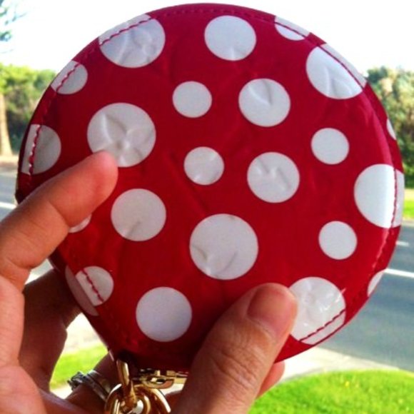 LOUIS VUITTON x YAYOI KUSAMA 'Chapeau Polka Dots' (Red) Monogram Coin Purse NIB! - Picture 10 of 16